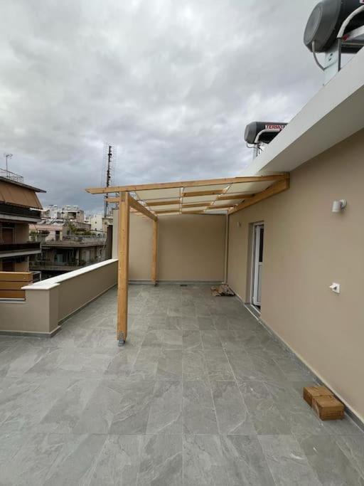 Cozy New Apartment Nearby Metro Афины Экстерьер фото