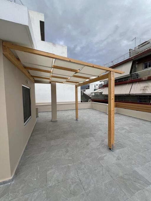 Cozy New Apartment Nearby Metro Афины Экстерьер фото