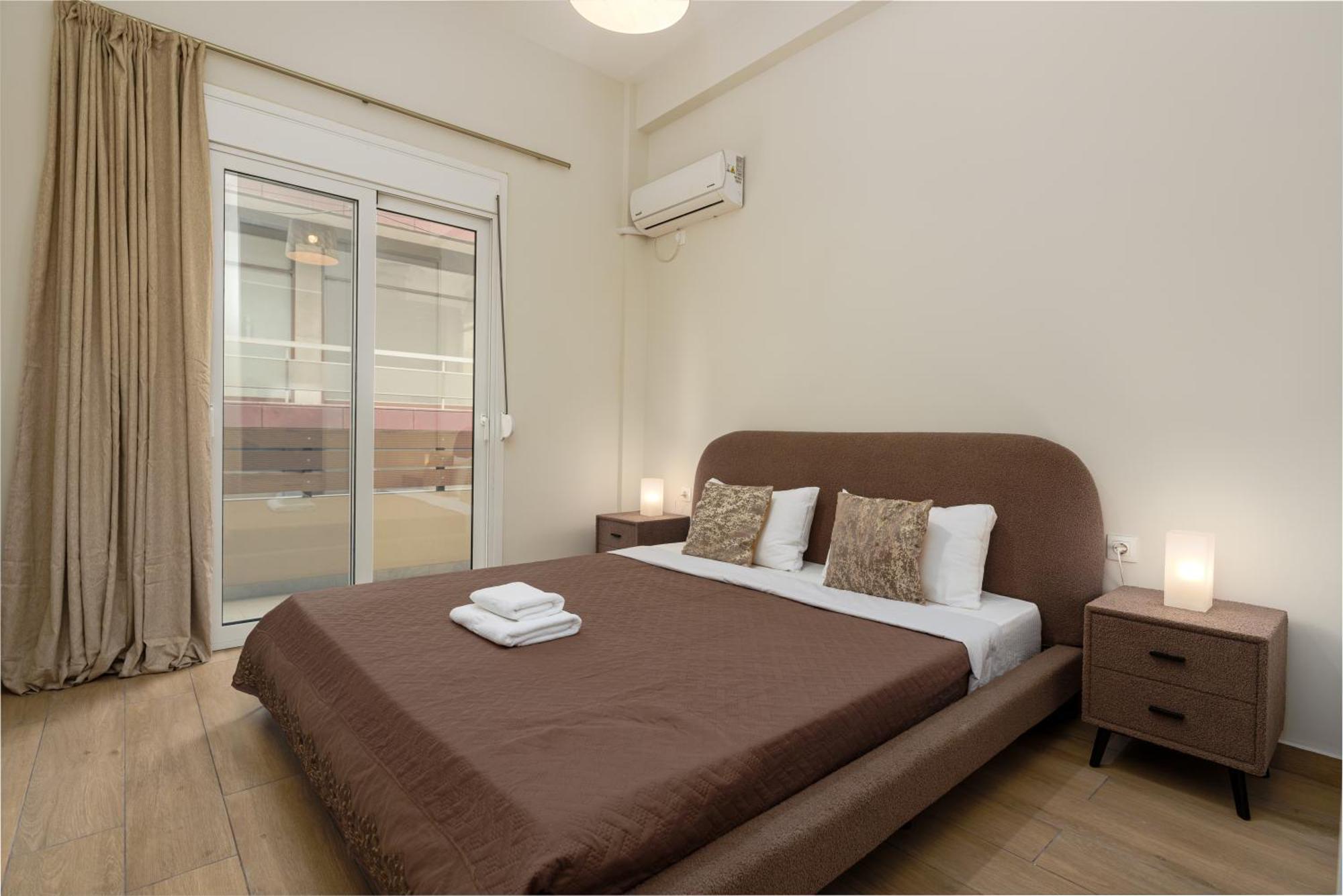 Cozy New Apartment Nearby Metro Афины Экстерьер фото