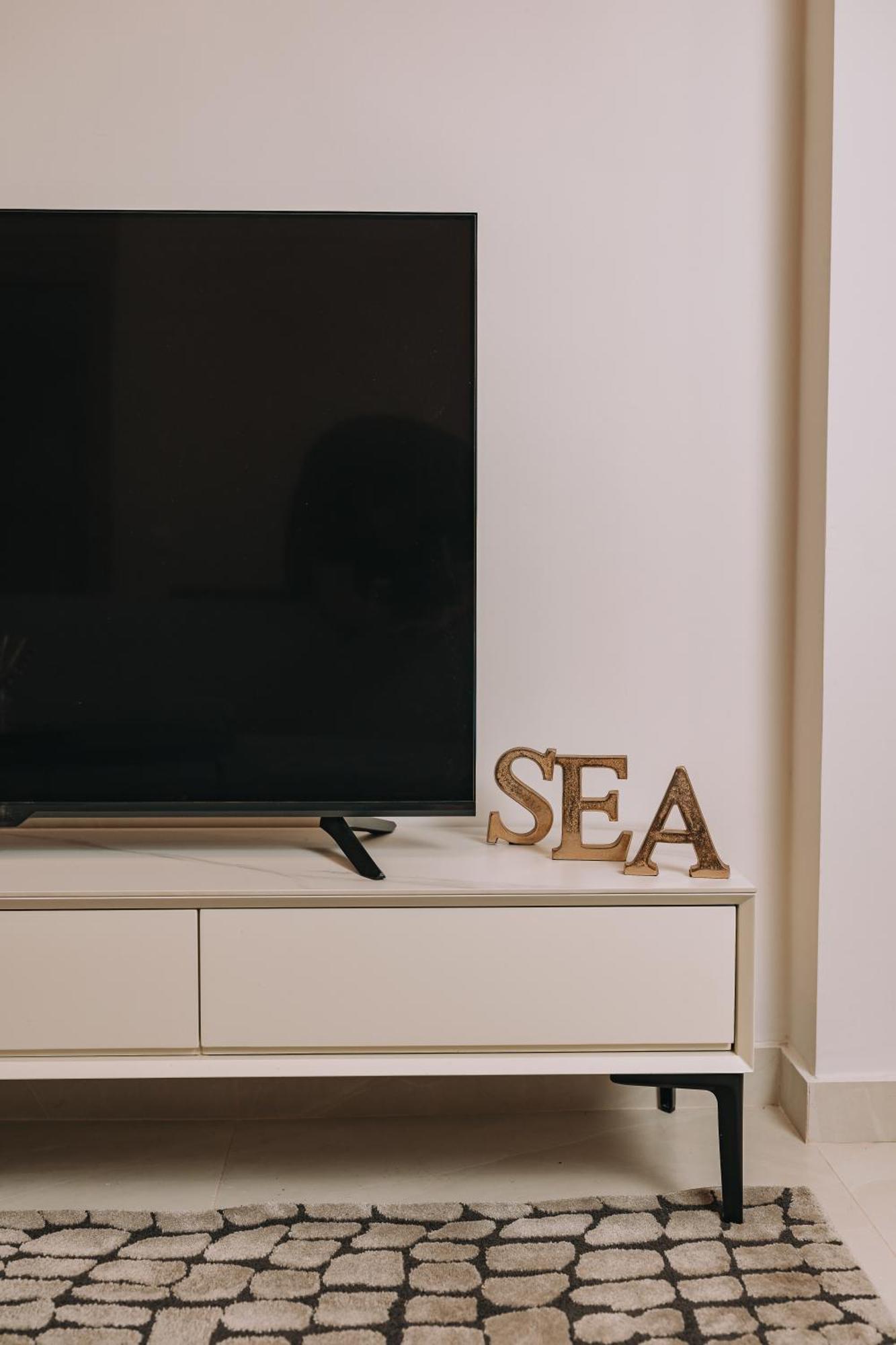 Cozy New Apartment Nearby Metro Афины Экстерьер фото
