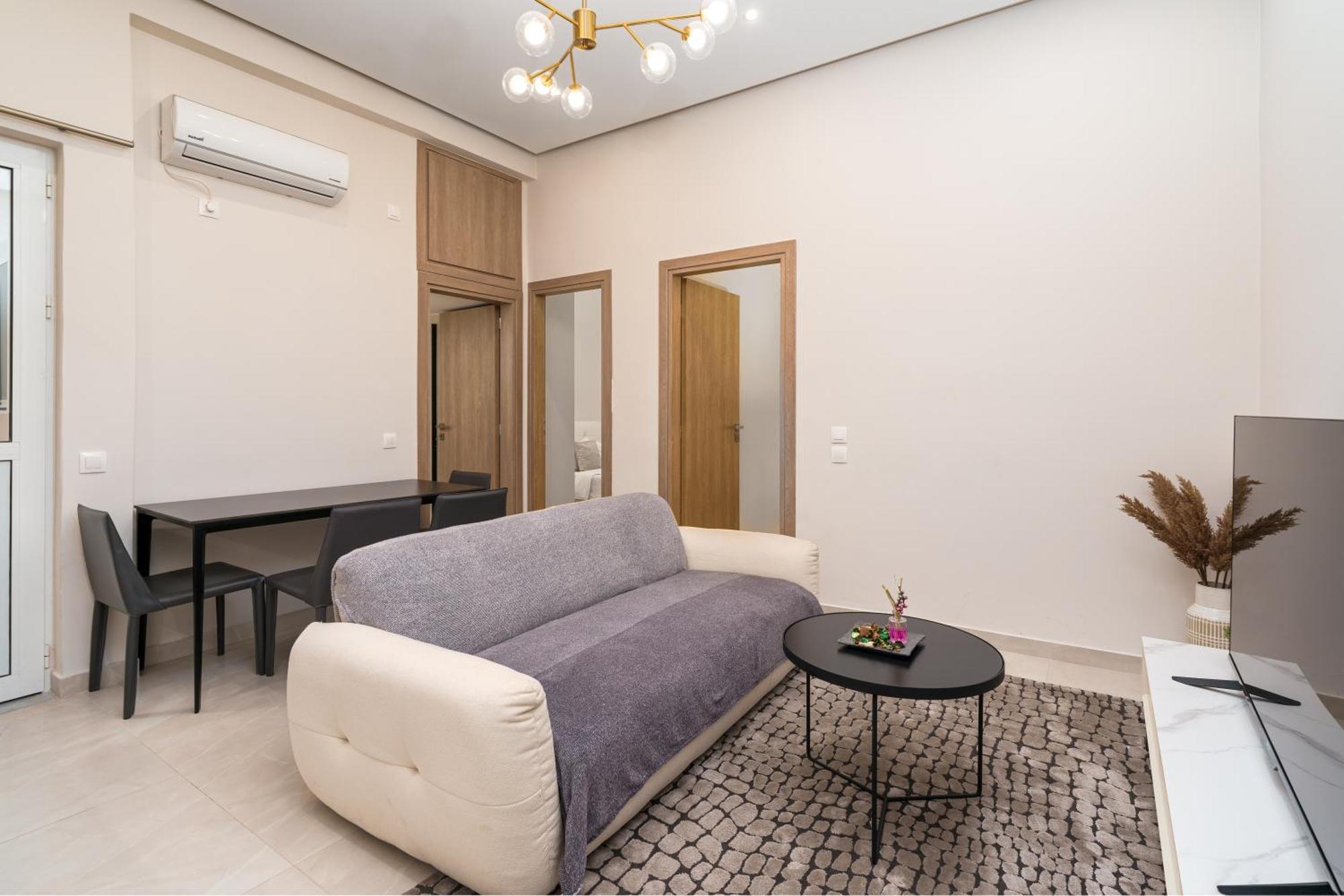 Cozy New Apartment Nearby Metro Афины Экстерьер фото